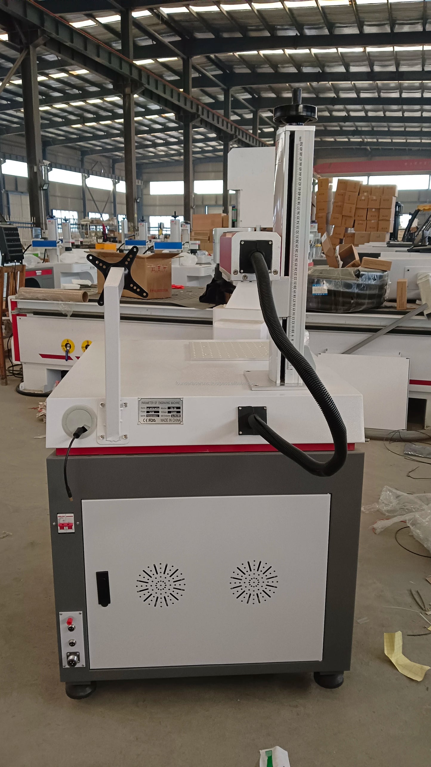 Fiber laser marking machine laser engraving machine RAYCUS JPT laser source and EZCAD2 control software
