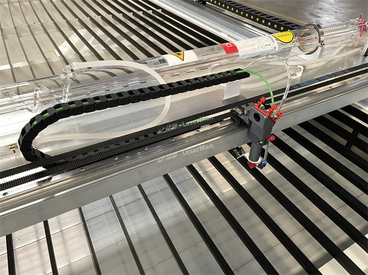 LaserMen 130*250cm co2 laser cutting engraving machine 100W 130w 150w reci tube C02 laser cutting machine 180w 300w
