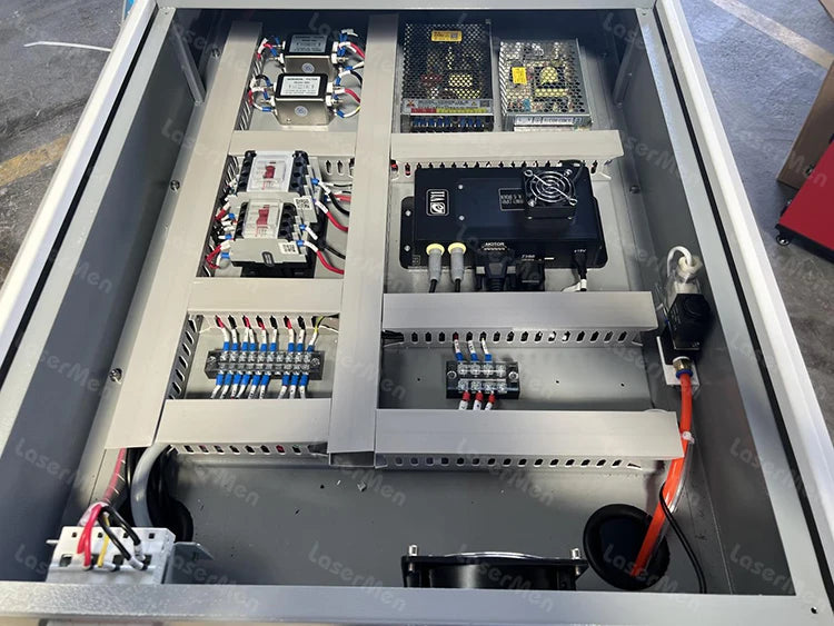 Fiber laser welding machine 5 in 1 with auto wire feeder 1000w 1500w 2000w 3000w for iron alu ss cs welding
