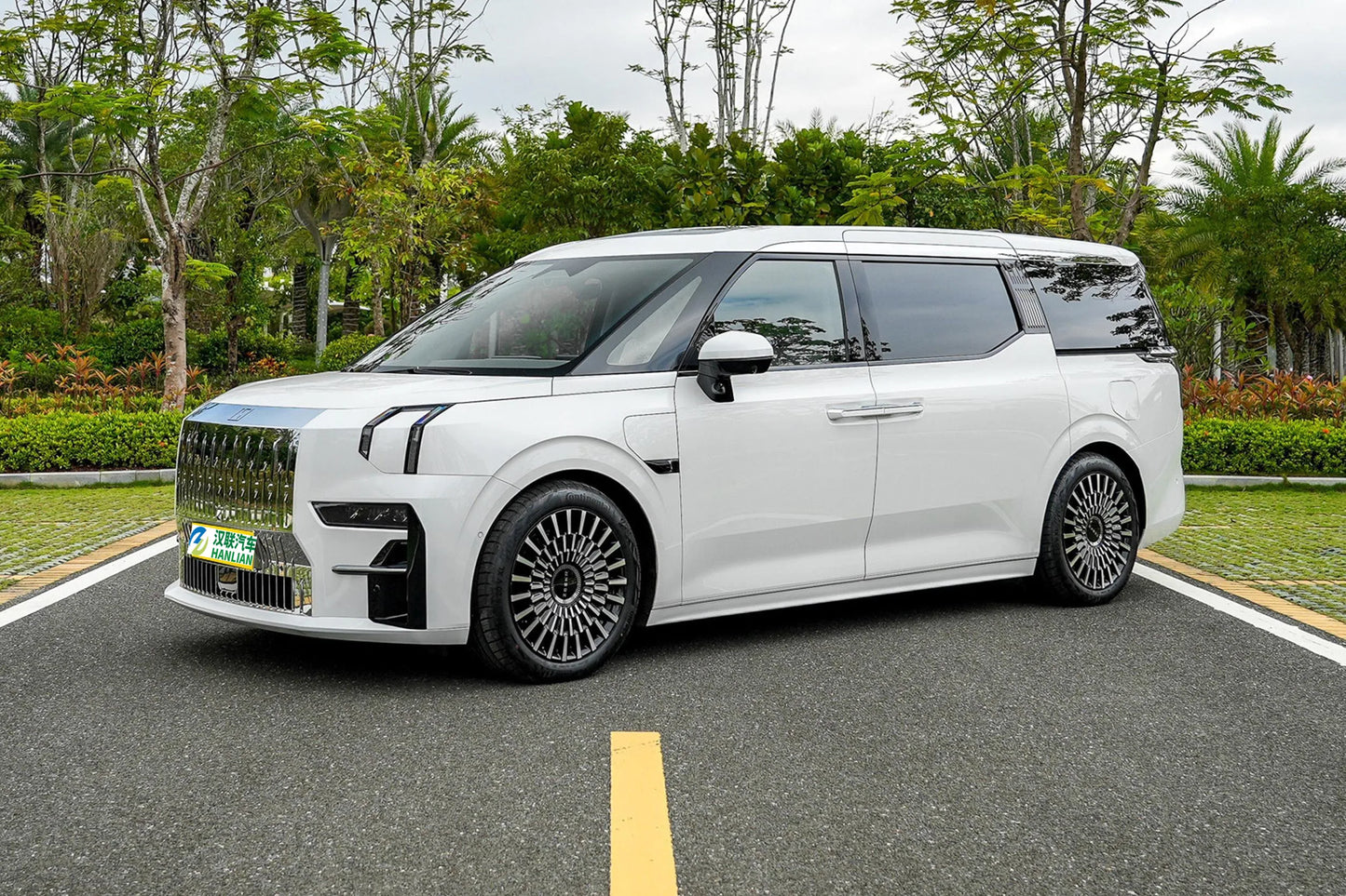 2020 geely zeekr 009 Super Long Battery Life 6 Seats 822km zeekr 009 electric car New Energy Vehicles Electric used Cars