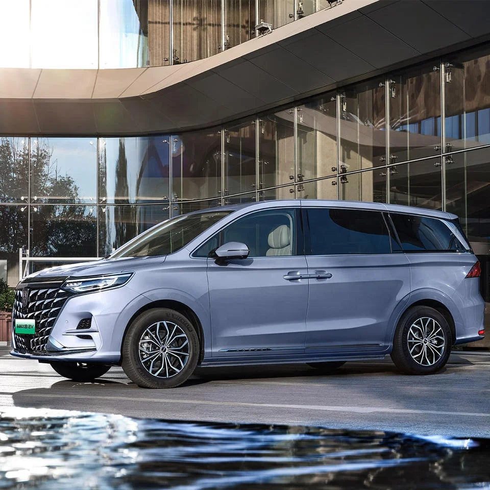 2023 China Long Range MPV ROEWE IMAX8 EV Electric Car New Energy Vehicles Used Cars on Promotion for family
